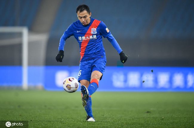 欧联-布莱顿1-0十人雅典AEK 佩德罗造点+点射制胜北京时间12月1日01:45，欧联小组赛第五轮布莱顿挑战雅典AEK的比赛，上半场弗格森低射造险，聚贝尔中柱，下半场若昂佩德罗造点+点射破门，加齐诺维奇直红，最终布莱顿客场1-0十人雅典AEK。